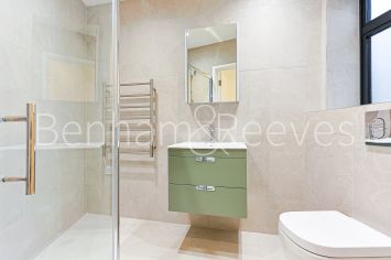 2  bedrooms flat to rent in Disraeli Road, Hammersmith, SW15-image 7