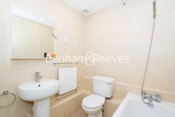 3  bedrooms flat to rent in Parkhill Road, Belsize Park, NW3-image 4