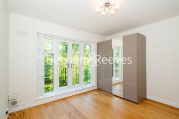 2  bedrooms flat to rent in Parkhill Road, Hampstead, NW3-image 3