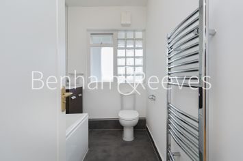 1  bedroom flat to rent in Montrose Court, Princes Gate, SW7-image 5