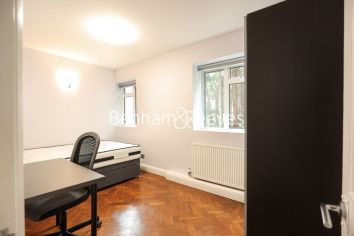 3  bedrooms flat to rent in Chelsea Manor Court, Chelsea, SW3-image 20