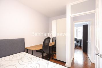 3  bedrooms flat to rent in Chelsea Manor Court, Chelsea, SW3-image 23