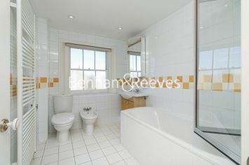 3  bedrooms flat to rent in Onslow Square, South Kensington, SW7-image 8