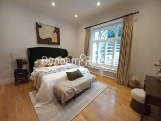 3  bedrooms flat to rent in Onslow Square, South Kensington, SW7-image 3