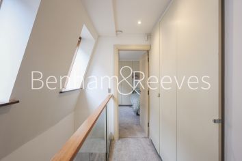 3  bedrooms flat to rent in Phillimore Walk, Kensington, W8-image 6