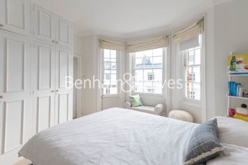 3  bedrooms flat to rent in Pitt Street, Kensington, W8-image 4