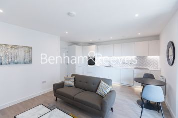 1  bedroom flat to rent in Cedrus Avenue, Southall, UB1-image 12