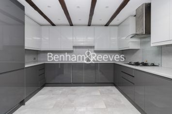 5  bedrooms house to rent in Swakeleys Road, Uxbridge, UB10-image 2
