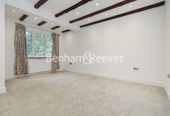 5  bedrooms house to rent in Swakeleys Road, Uxbridge, UB10-image 17