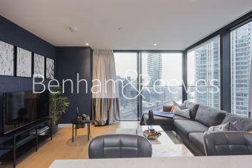 1  bedroom flat to rent in Hampton Tower, South Quay Plaza, E14-image 1