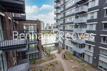 Studio flat to rent in Goodluck Hope Walk, Canary wharf, E14-image 12