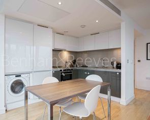 2  bedrooms flat to rent in Marsh Wall, Canary Wharf, E14-image 3