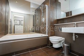 2  bedrooms flat to rent in Marsh Wall, Canary Wharf, E14-image 6