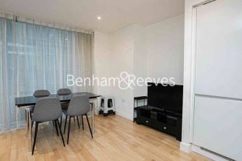 1  bedroom flat to rent in west tower, Canary Wharf, E14-image 17