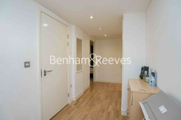 1  bedroom flat to rent in west tower, Canary Wharf, E14-image 20