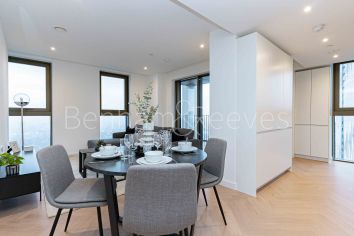 2  bedrooms flat to rent in One Thames Quay, Canary wharf, E14-image 12