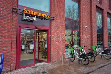1  bedroom flat to rent in Hawser Lane, Poplar riverside, E14-image 24