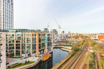 3  bedrooms flat to rent in Lighterman Tower, Chelsea Island, Chelsea, SW10-image 23