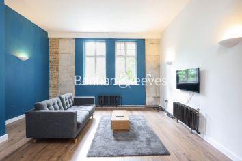 1  bedroom flat to rent in Marlborough Road, Woolwich, SE18-image 1