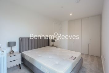 1  bedroom flat to rent in Brigadier Walk, Royal Arsenal Riverside, SE18-image 3