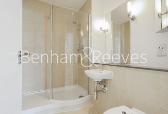 3  bedrooms flat to rent in Cadogan Road, Royal Arsenal Riverside, SE18-image 16