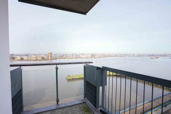 2  bedrooms flat to rent in Sark Towerk, Erebus Drive, SE28-image 6