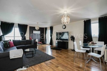 2  bedrooms flat to rent in Sark Towerk, Erebus Drive, SE28-image 13